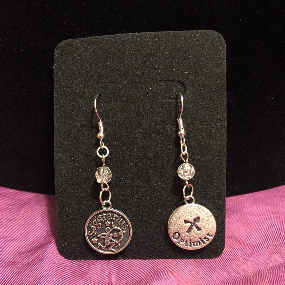 ZODIAC CHARM EARRINGS SAGITTARIUS OPTIMIST